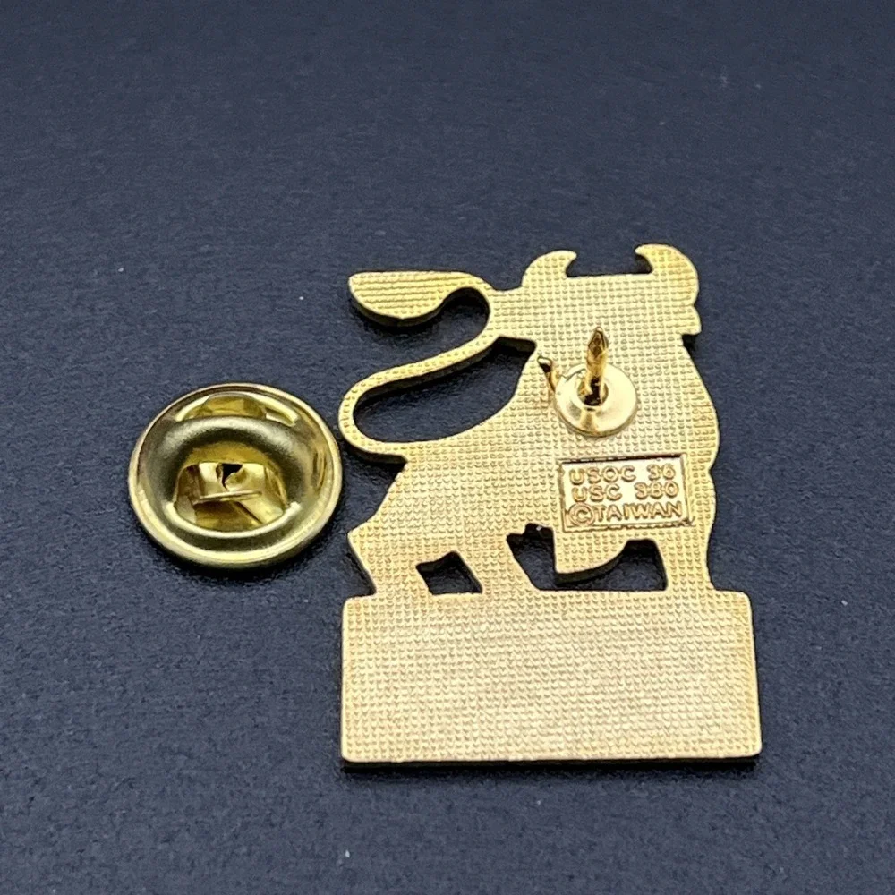 Vintage Olympic Games Merrill Lynch Realty Team USA‎ Sponsor Lapel Hat Pin